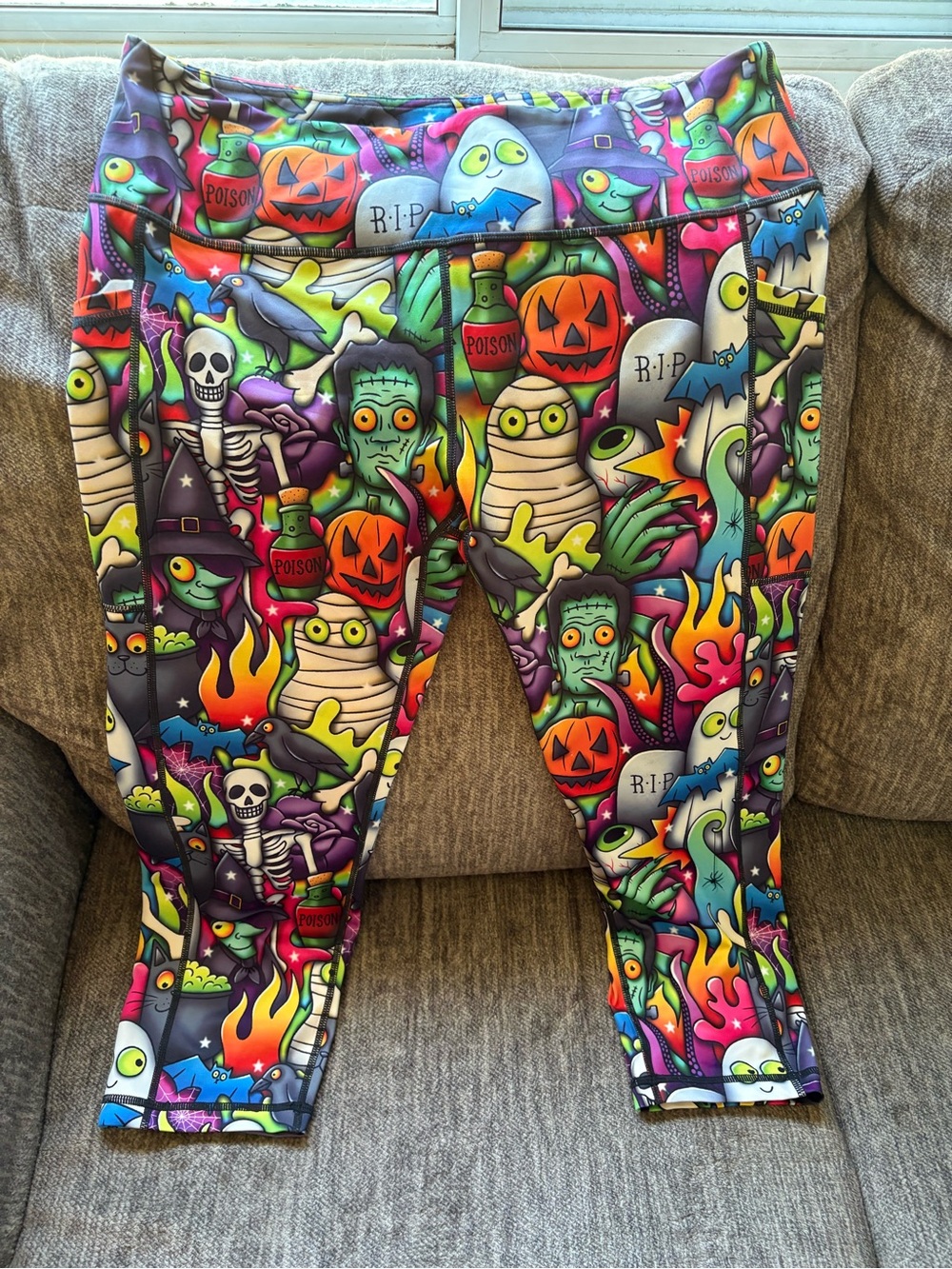 CVG Monster Mash Capris XXL